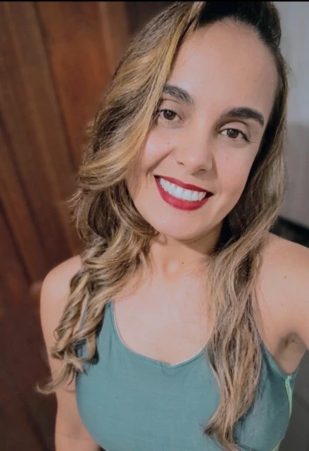 Jusciléia Juliana Maria  A. — Childcare carer in Cork City, County Cork, Irlanda